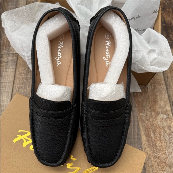 Black Loafers for Women size 8.5 penny loafers cushion flats perfect for work - Picture 2 of 7